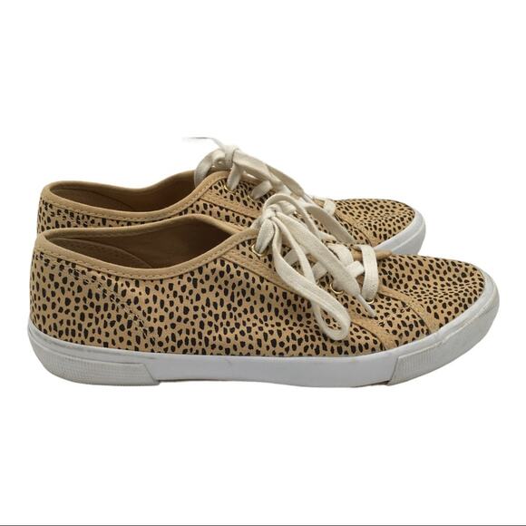 Old Navy Lace Up Animal Print Sneakers - 8 - Picture 4 of 8